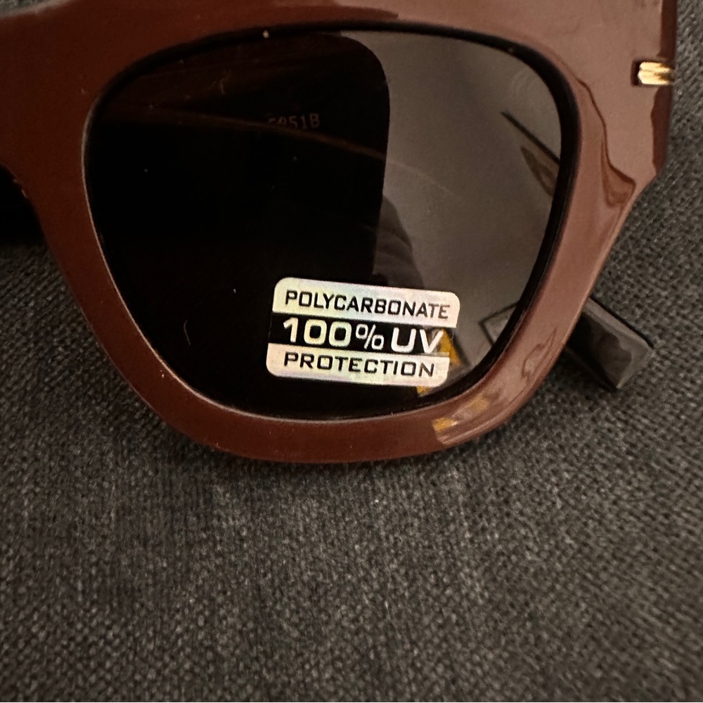 NWT FREE PEOPLE Jackson Two Tone Square Brown Sunglasses sold out online! - Picture 4 of 10